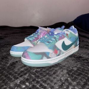 Nike SB Dunk Low x Futura Laboratories
White and Geode Teal BRAND NEW SIZE 12